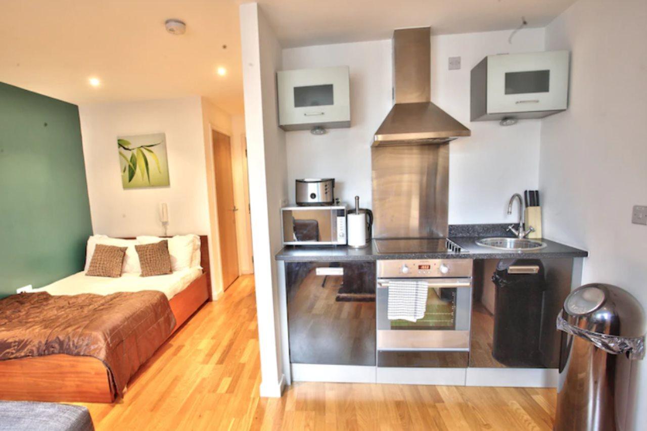 Quay Apartments Leeds ليدز المظهر الخارجي الصورة