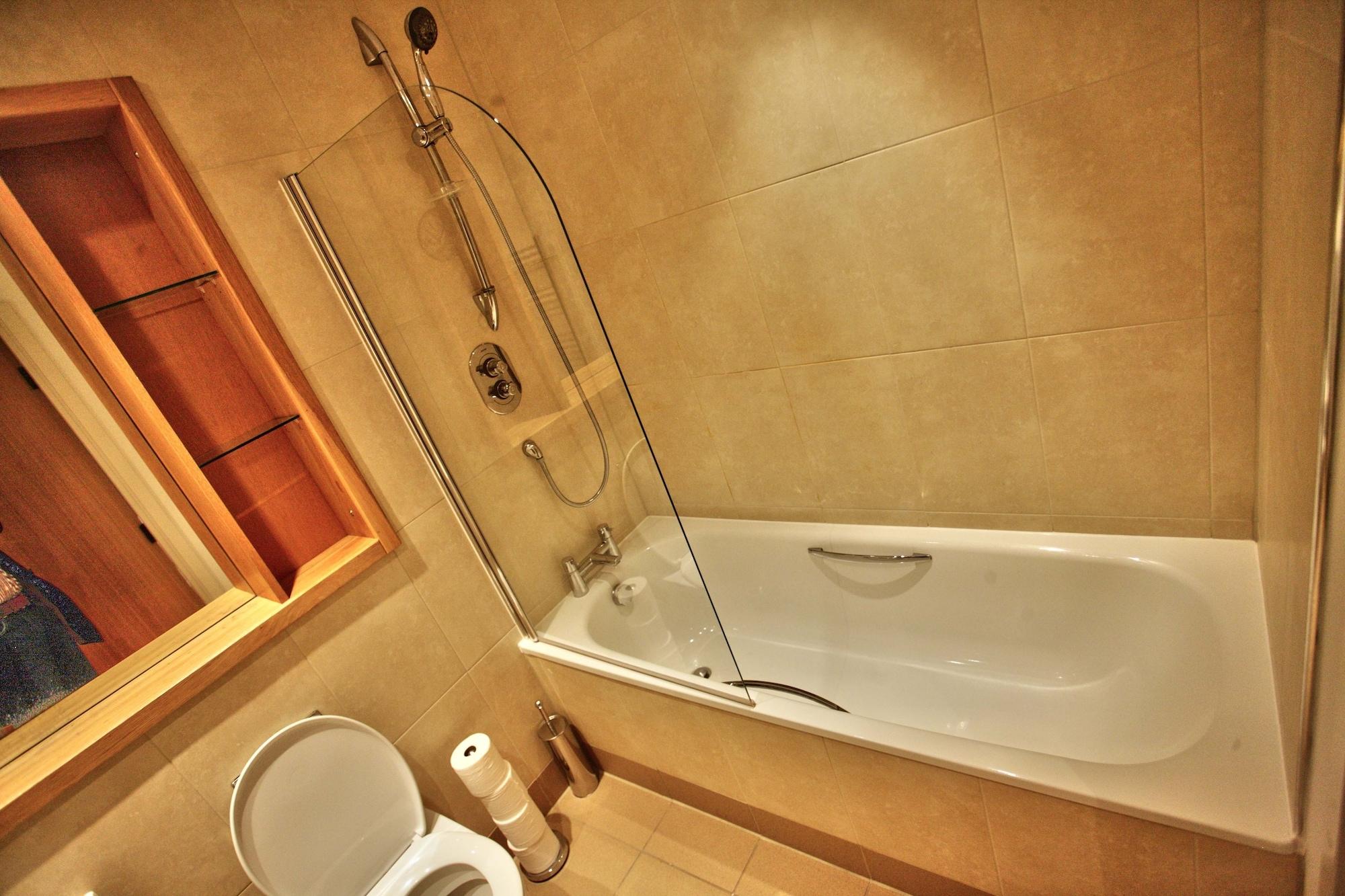Quay Apartments Leeds ليدز المظهر الخارجي الصورة